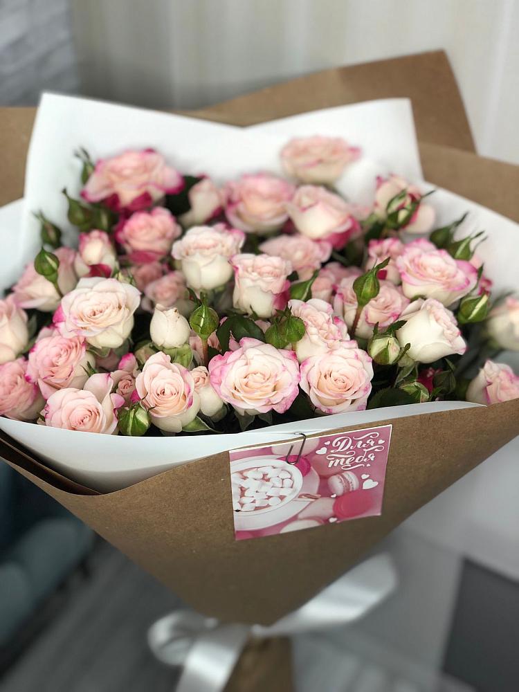 Букет цветов из: Розы в Поронайске