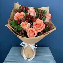 Букет цветов из:  Розы и Альстромерии в Поронайске