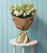 Букет цветов из:  Лизиантусы в Поронайске