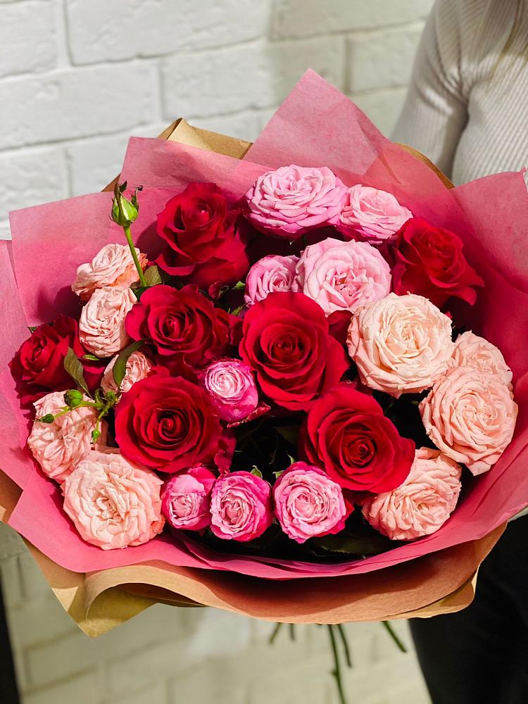 Букет цветов из: Розы в Поронайске