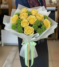 Букет цветов из:  Хризантемы и Розы в Поронайске