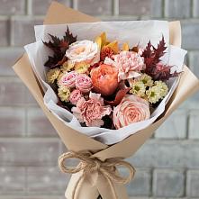 Букет цветов из:  Гвоздики, Хризантемы и Розы в Поронайске