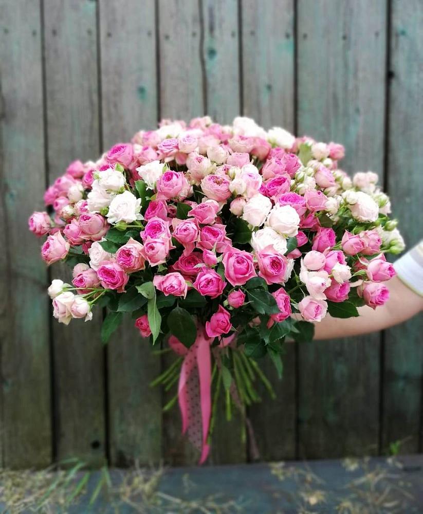 Букет Розовые кустовые розы Натали и Лав Лидия в Поронайске