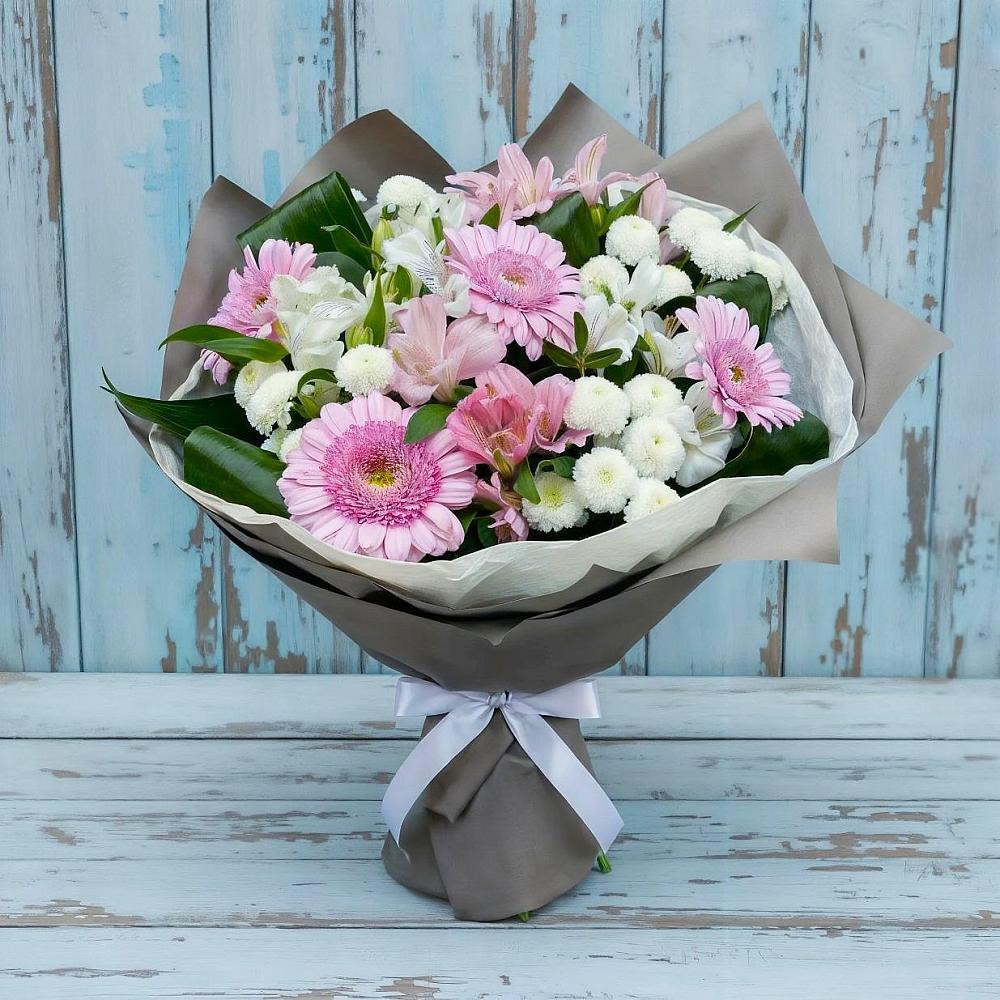 Букет цветов из: Герберы, Альстромерии и Хризантемы в Поронайске