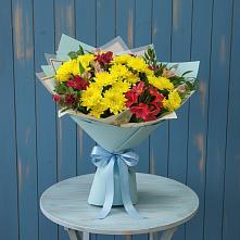 Букет цветов из:  Альстромерии и Хризантемы в Поронайске