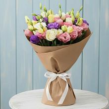 Букет цветов из:  Лизиантусы в Поронайске